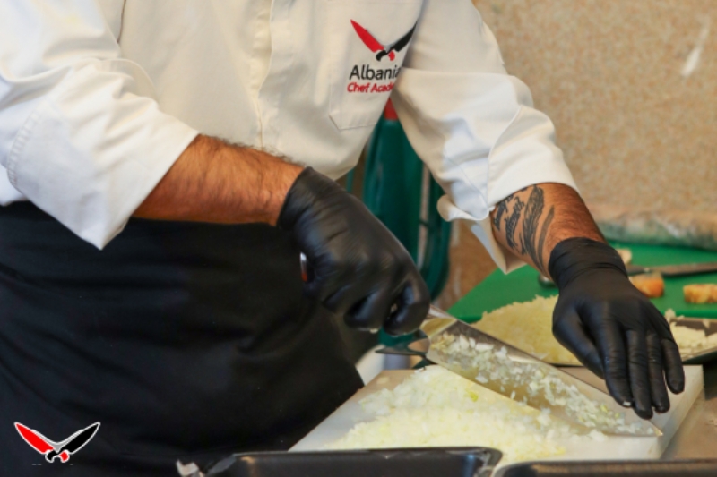 Albanian Chef Academy | Kurse Profesionale per Kuzhinier | Qender Kursesh | Kurse Private | Kurse Profesionale te Certifikuara | Trajnime Staf | Shkolle Profesionale | Kerkese Pune | Treg pune | Apliko Tani