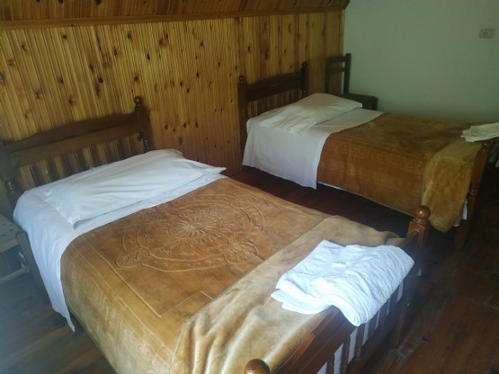 Accommodation in the Ciftelise Room, Akomodim te Dhoma e Ciftelise, Hote...