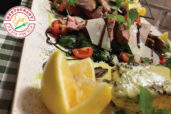  Restaurant EJA, Rizoto Pana pule tartuf, Rizoto Kungull karkalec shafran, Rizoto Salmon pomodorini bajame, Rizoto Fleks pancete grogonxola, rezervim tavoline restorant italian Tirane qender, book dinner tonight Tirana Albania